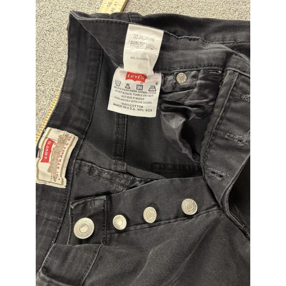 Vintage Levi's 501 Black Denim Button Fly Men Fits 32x30 Made In USA‎ 90s Faded